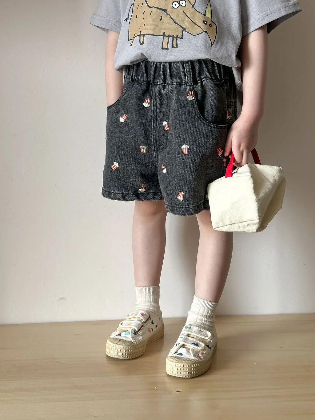 2025 Summer Kids Denim Shorts Children Boys Girls Popcorn Embroidery Short Pants Casual Knee Length Jeans Shorts