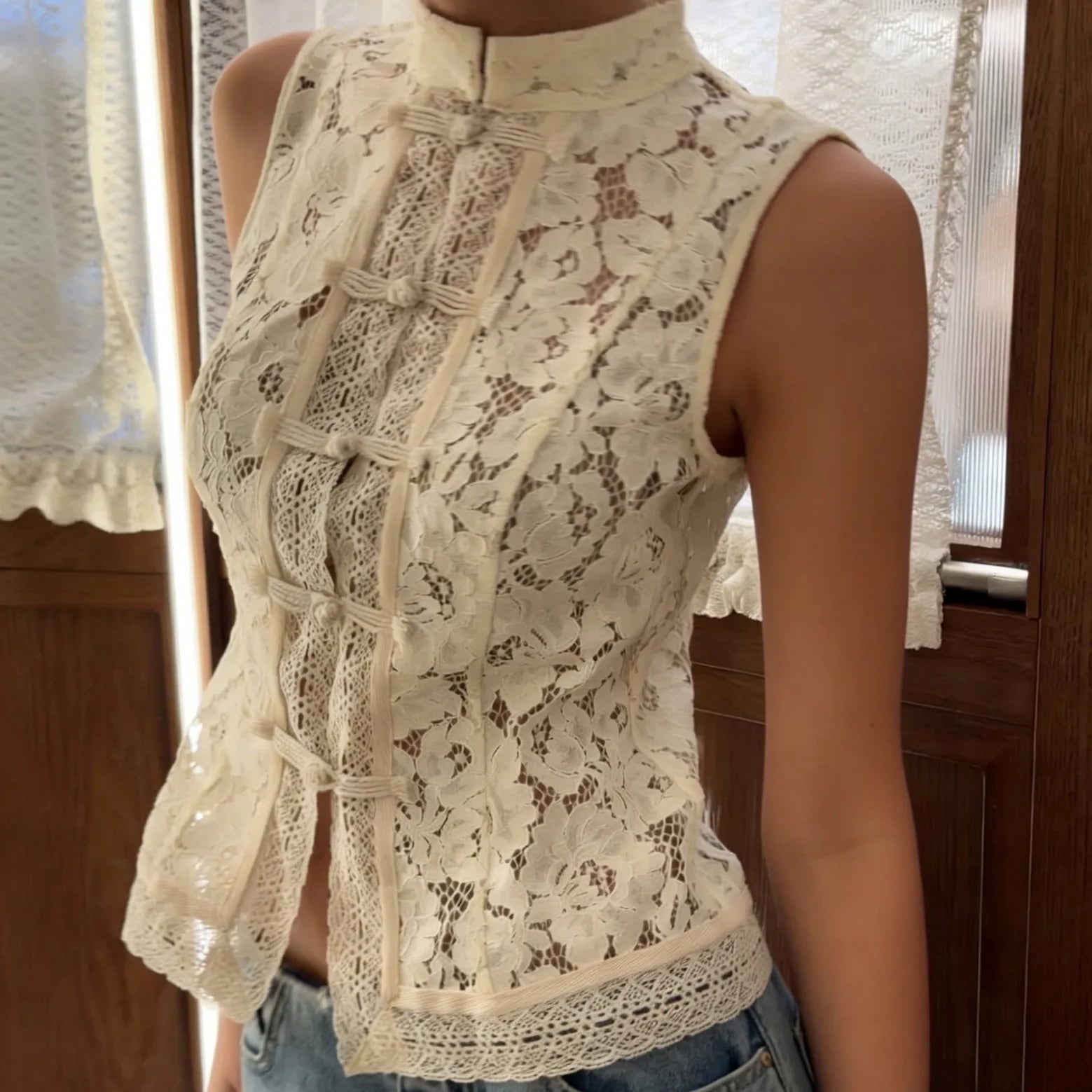 Elegant Embroidery Puff Sleeve White Shirts Summer Sexy Hollow Out Lace Blouse Casual Sand Collar Top 2025 Vintage Shirts