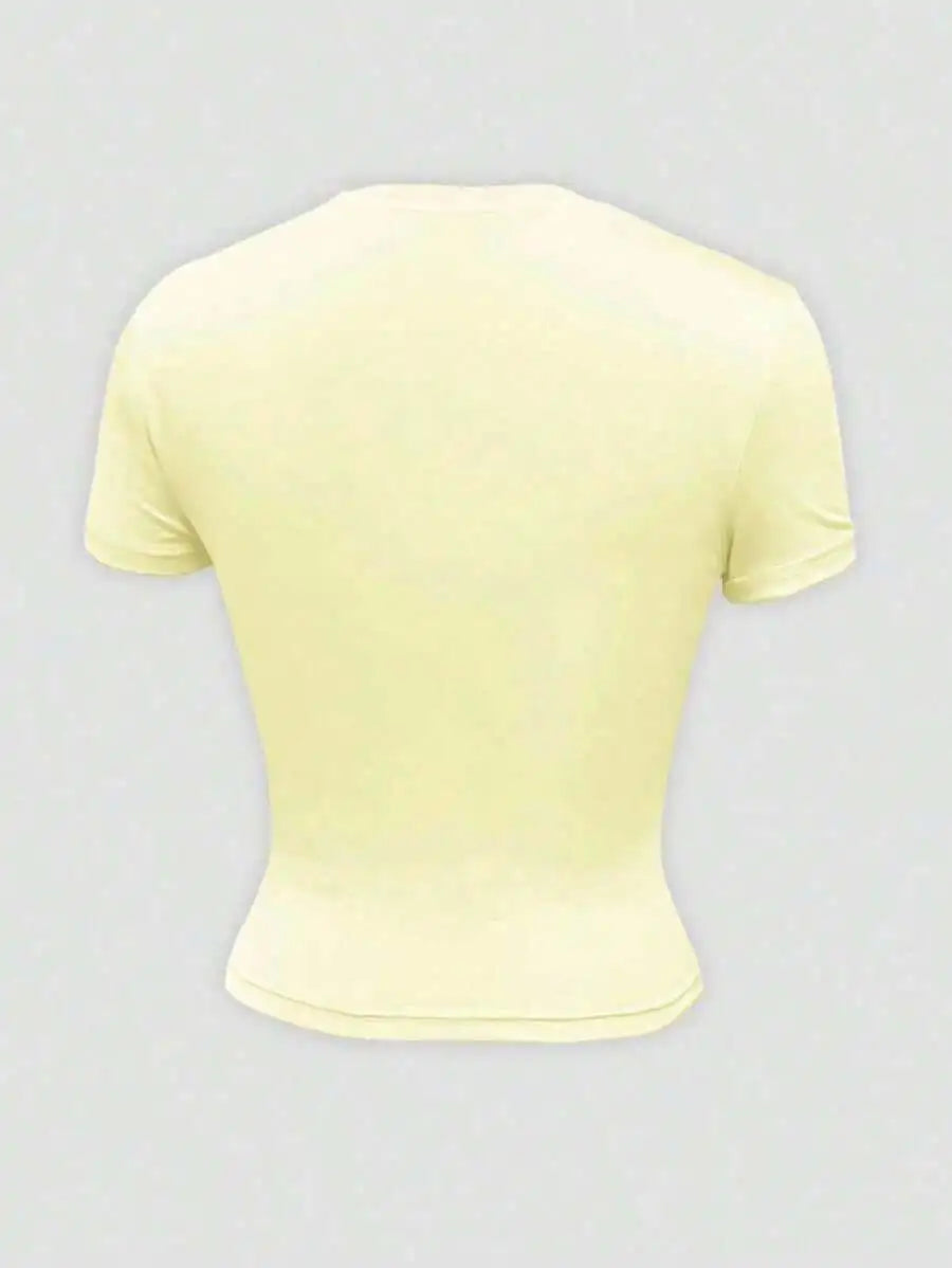 Sundraya Women Fruit & Coconut Print Fitted Short T-Shirt, Cream-Colored Summer Beach Vacation Ladies Top