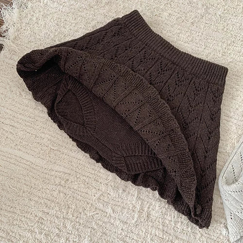 2024 New Autumn 0-4Yrs Baby Girls Knitted Shorts Toddler Baby Girls Solid Color Hollow Out Knitting Shorts Children Shorts