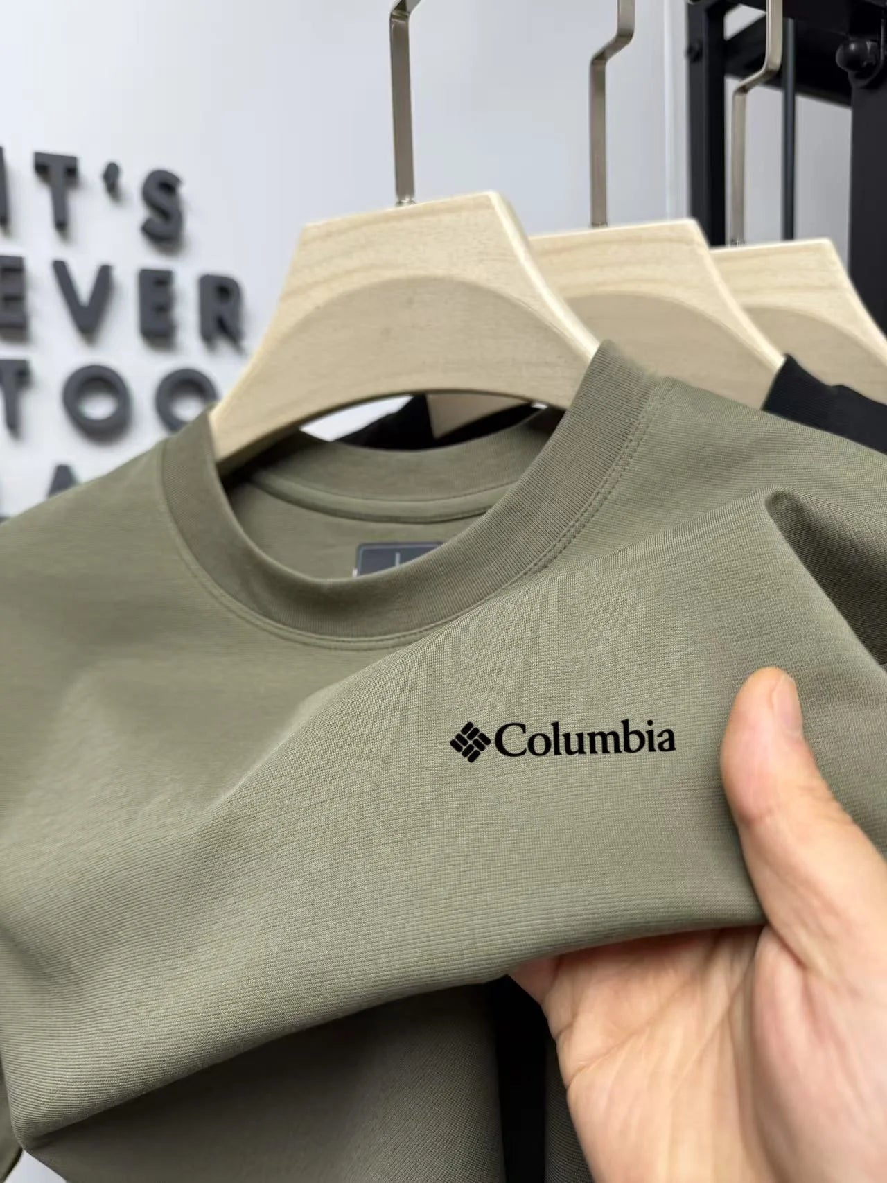 Men's Classic Letter Embossed Short Sleeve T-Shirt – Breathable Premium Fashion Top