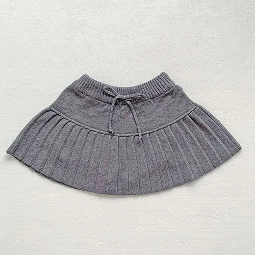 2024 New Autumn 0-4Yrs Baby Girls Knitted Shorts Toddler Baby Girls Solid Color Hollow Out Knitting Shorts Children Shorts
