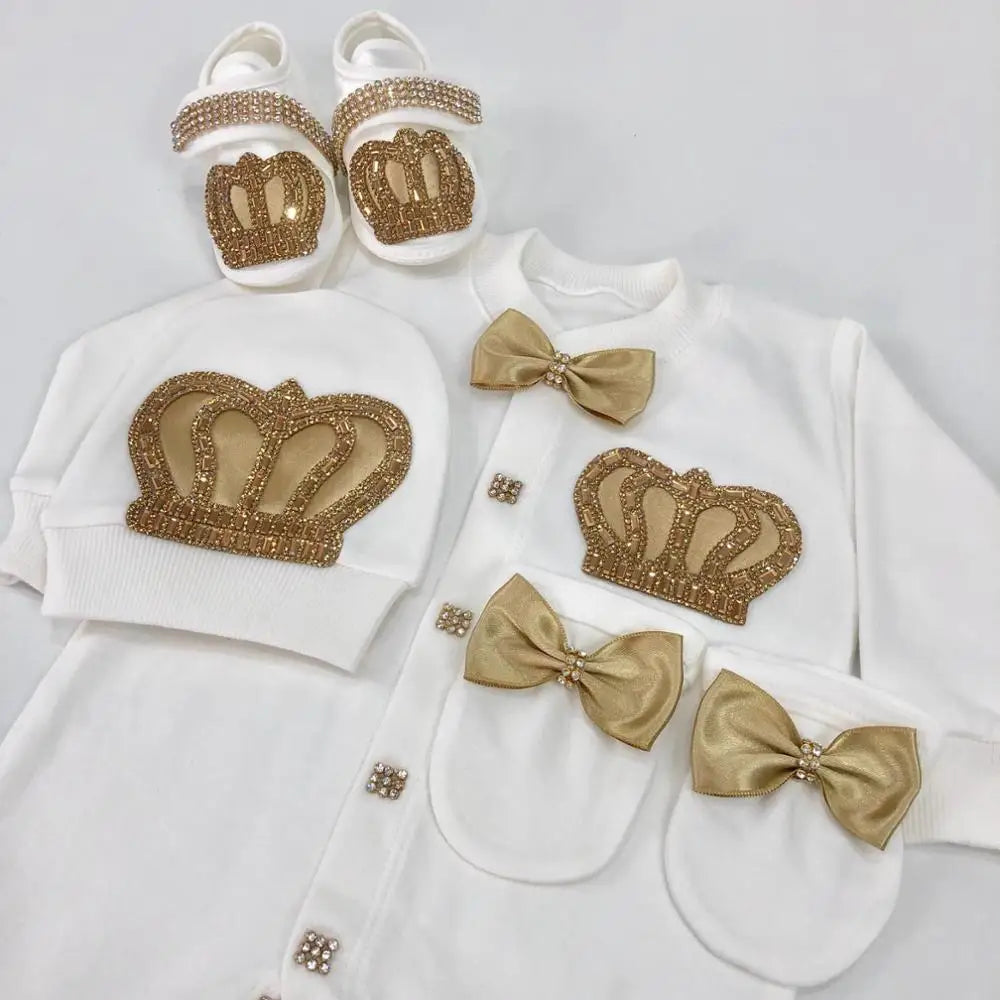 Dollbling Royal Bling Jewelry Crown Gift Clothing Sets Welcome Home Baby Rompers Mittens Bonnet Pajamas Outfit 4pcs Layette