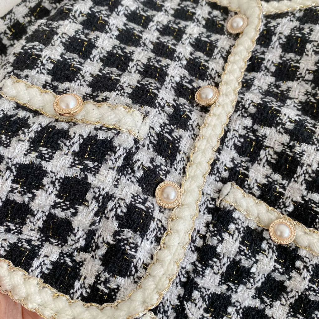 Two Piece Set For Spring And Autumn New Baby Boys And Girls' Tweed Black Plaid Long Sleeved Shirt With Open Coat And Short Pant